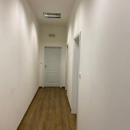 Restaurace U Vlkove Konukevi *